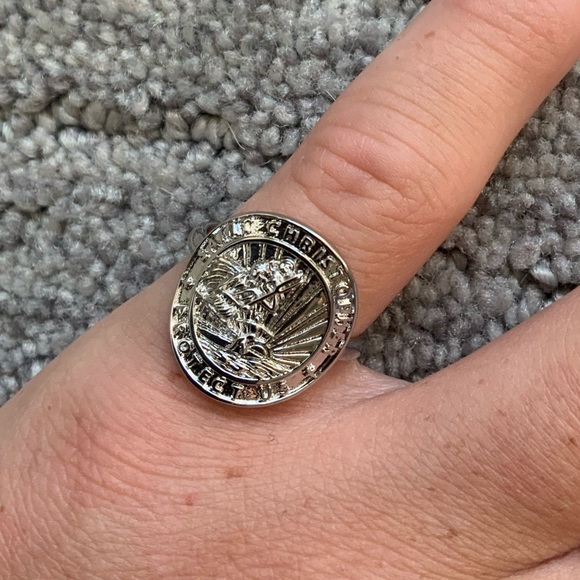 SILVER ST. CHRISTOPHER MEDALLION RING - Picture 2 of 3